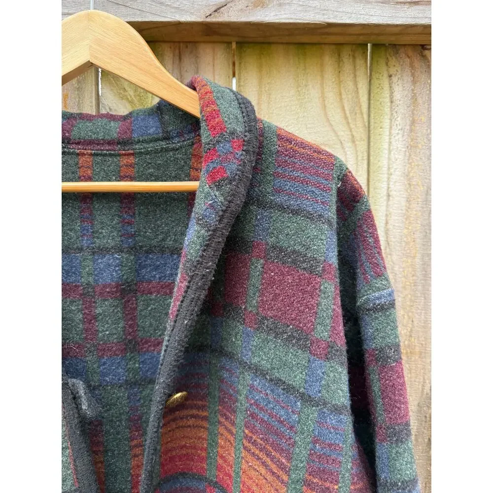 Vintage Oversized Plaid Wool Coat in Forest Green & Oxblood - Picture 10 of 10
